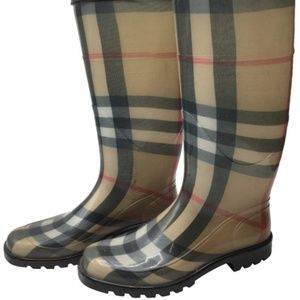 Burberry Tan / Beige Nova Check Rain Boots/Booties
